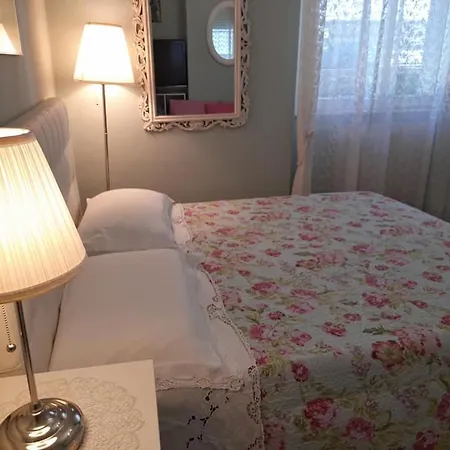 Italian Vintage House * 코모